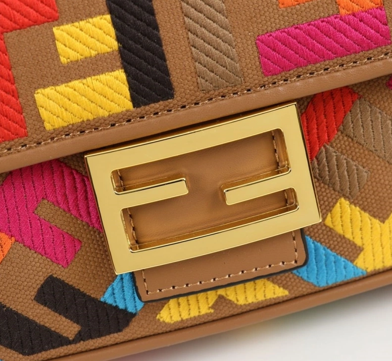 Soft Fxndx Baguette Bags 70308