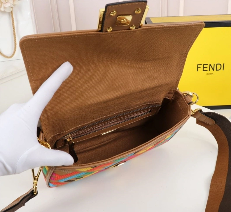 Soft Fxndx Baguette Bags 70308