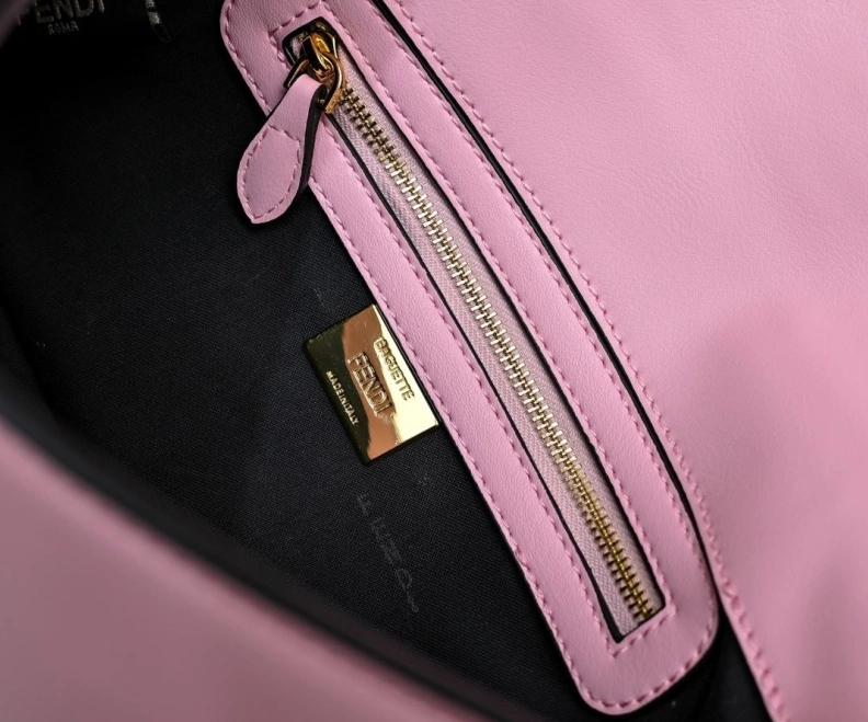 EyeCatching Fxndx Baguette Bags 70306
