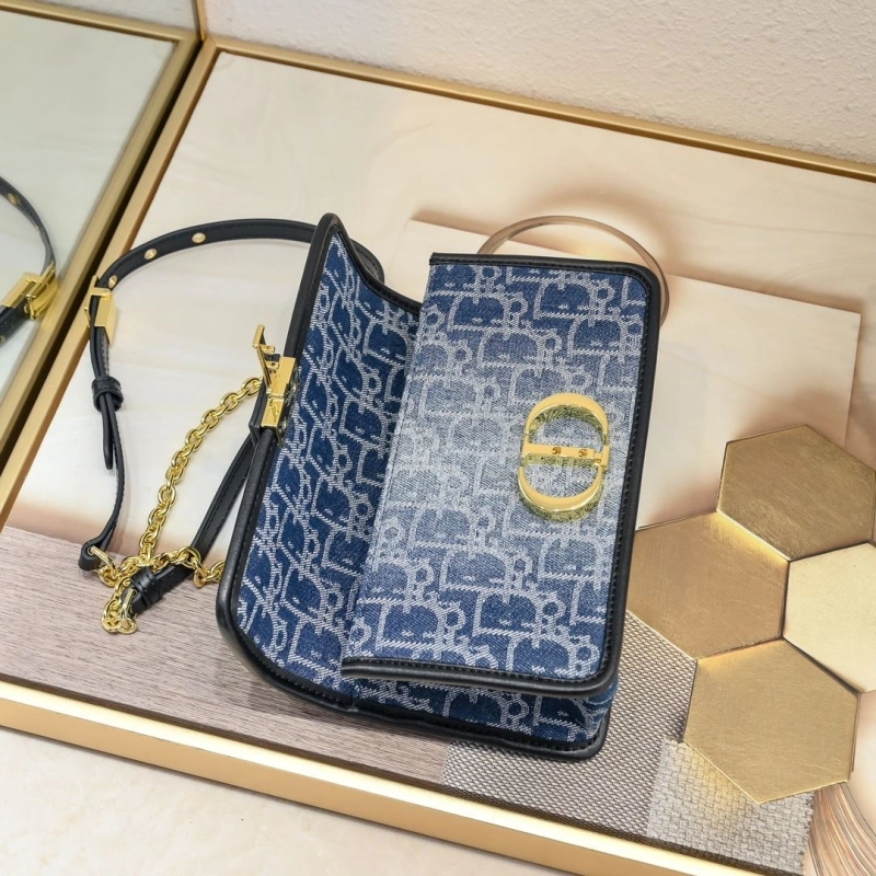 GoAnywhere Dxxr Satchel bags 62321