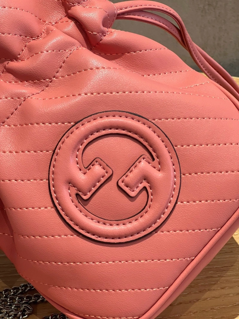 Gxccx Bucket Bags Resilient 53381
