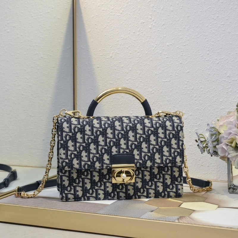 Stylish Dxxr Top Handle Bags 62250