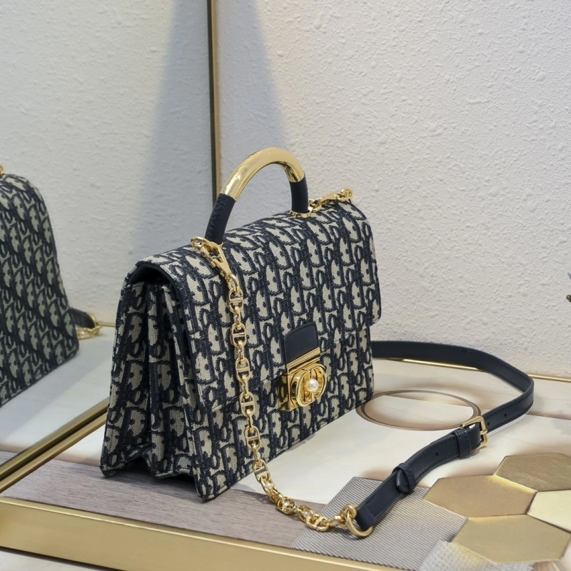 Stylish Dxxr Top Handle Bags 62250