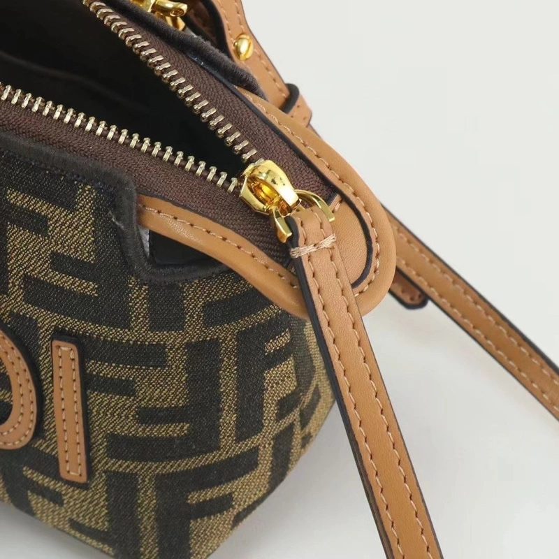 EyeCatching Fxndx Top Handle Bags 70386