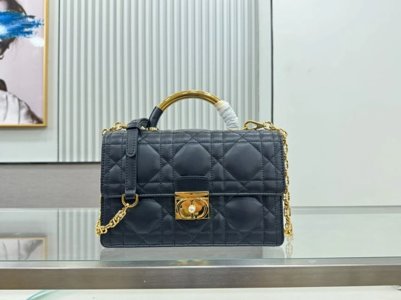 Sleek Dxxr Top Handle Bags 62263