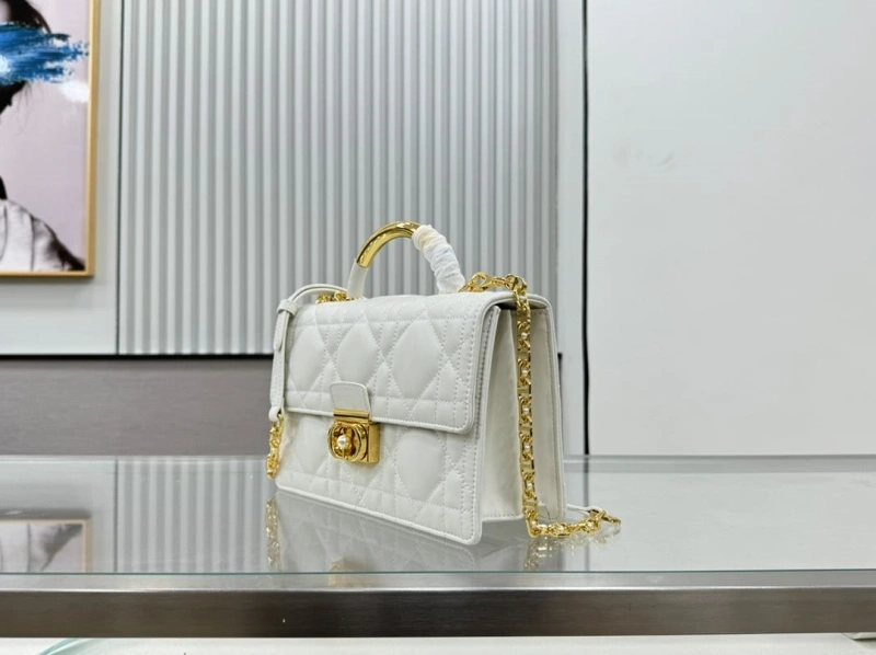 Classic Dxxr Top Handle Bags 62272