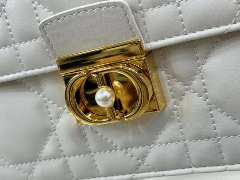 Classic Dxxr Top Handle Bags 62272