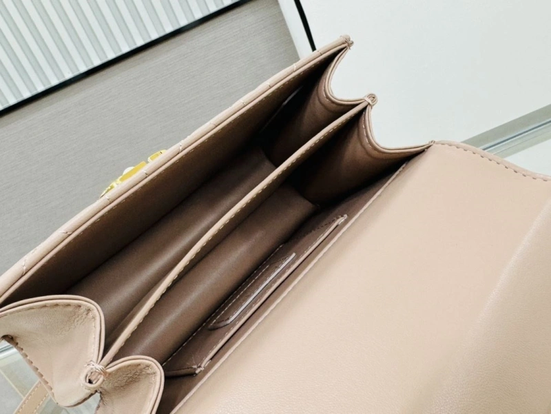 Durable Dxxr Top Handle Bags 62274