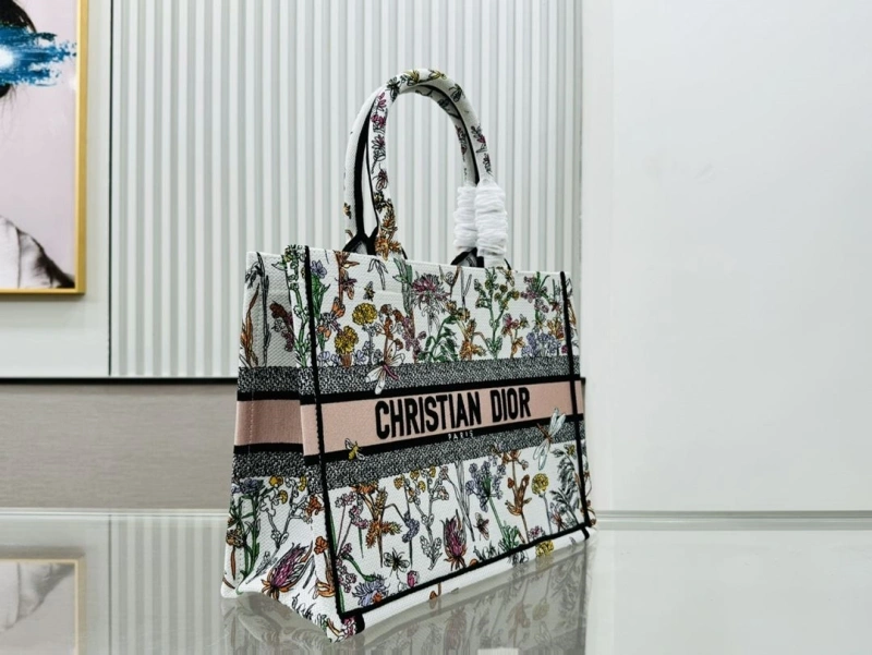 Minimalist Dxxr Shopping Bags 62341