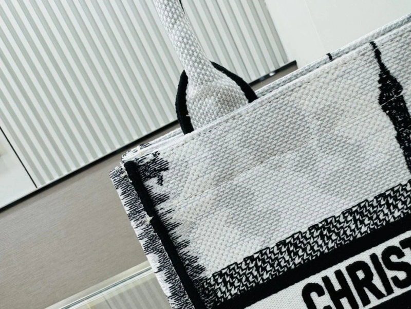 Comfortable Dxxr Shopping Bags 62314