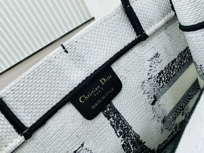 Comfortable Dxxr Shopping Bags 62314