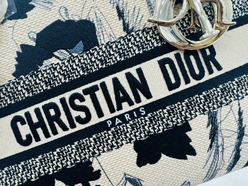 EyeCatching Dxxr Shopping Bags 62295
