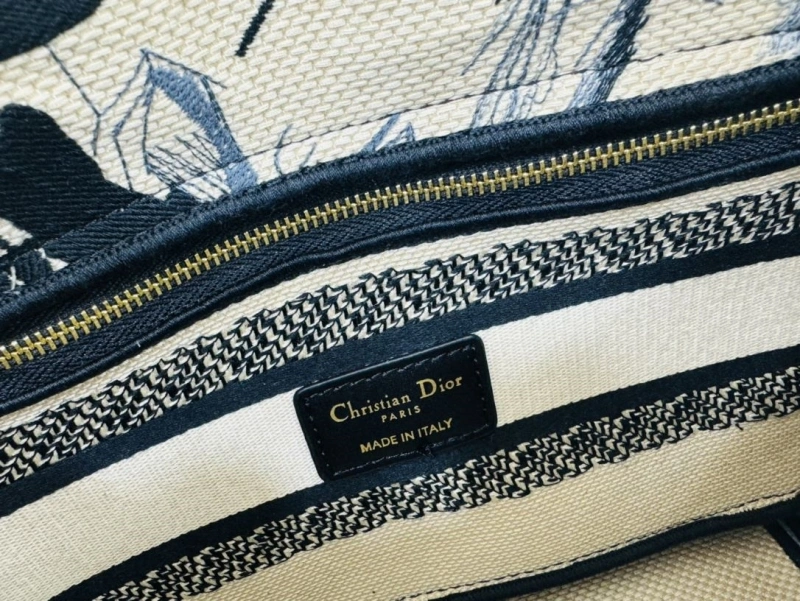 EyeCatching Dxxr Shopping Bags 62295