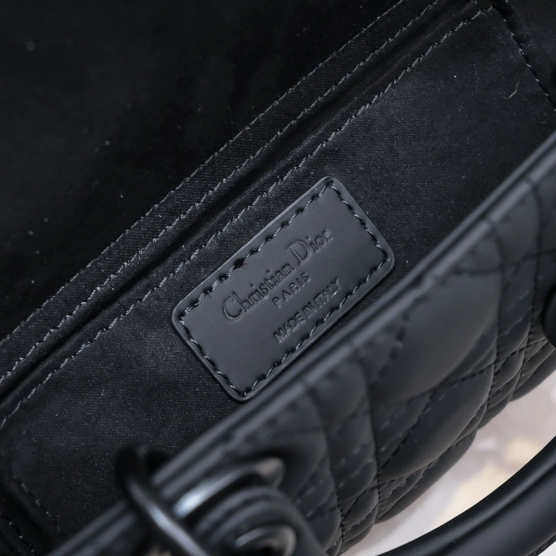 Resilient Dxxr Top Handle Bags 62914