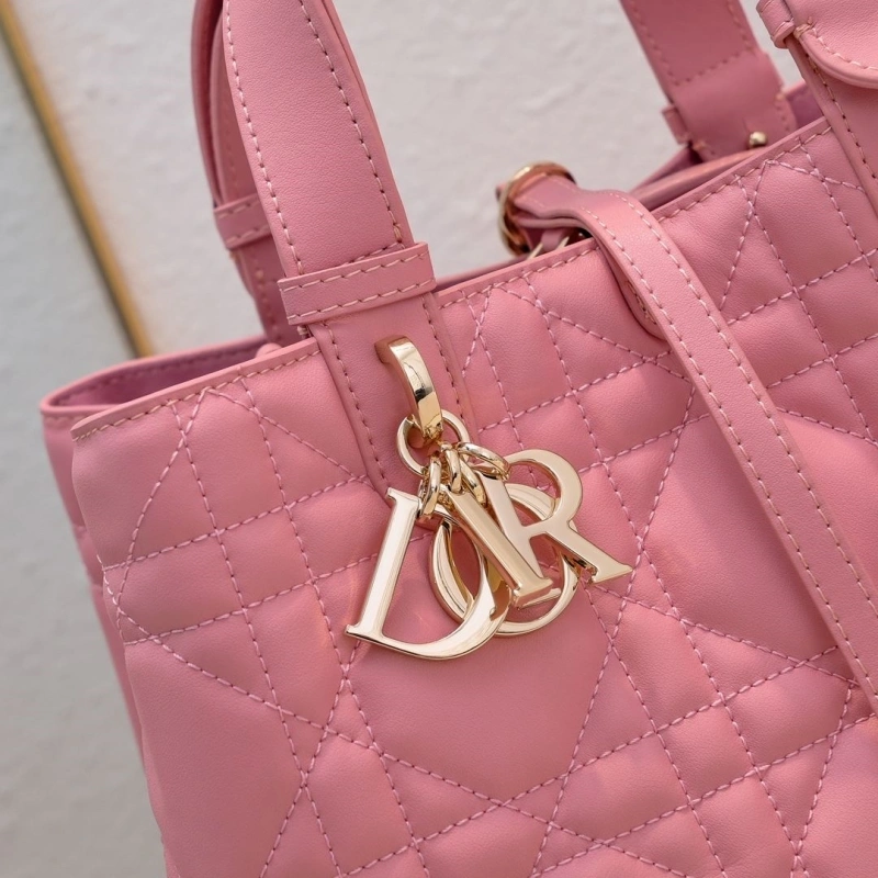 UrbanStyle Dxxr Shopping Bags 62920