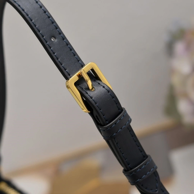 Unique Dxxr Top Handle Bags 62712