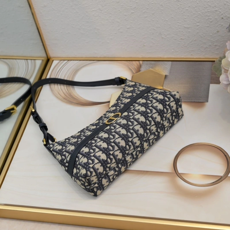 Unique Dxxr Top Handle Bags 62712