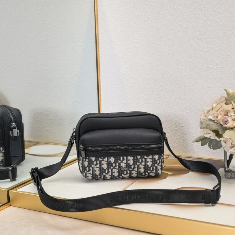 Trendsetting Dxxr Satchel bags 62904