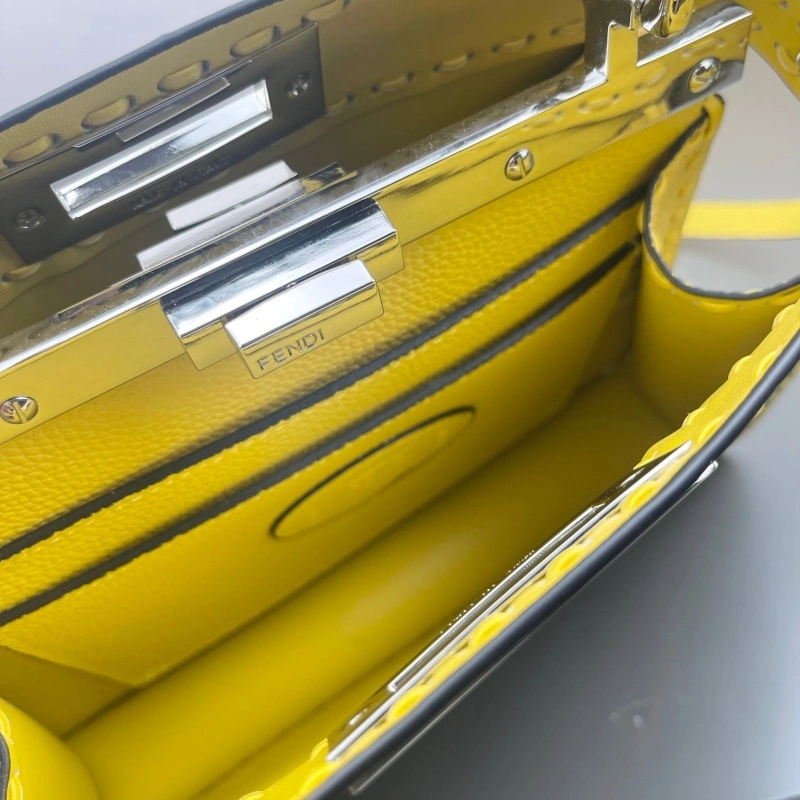 WellDesigned Fxndx Top Handle Bags 69638