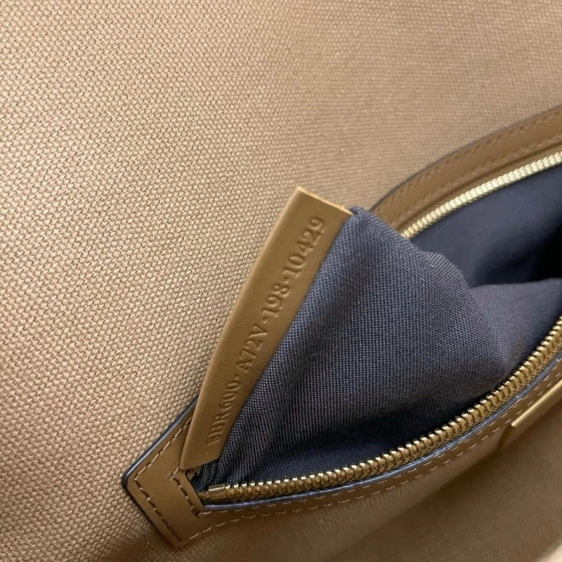 Compact Fxndx Baguette Bags 69507