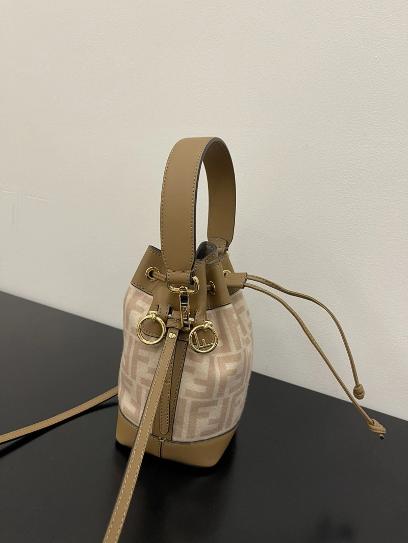 Bright Fxndx Bucket Bags 69438