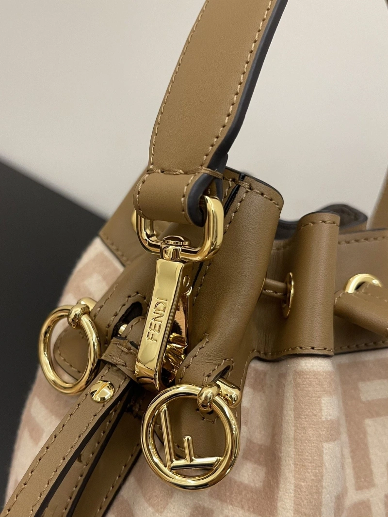 Bright Fxndx Bucket Bags 69438