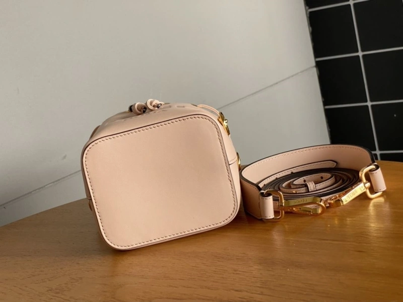 Trendy Fxndx Bucket Bags 69400