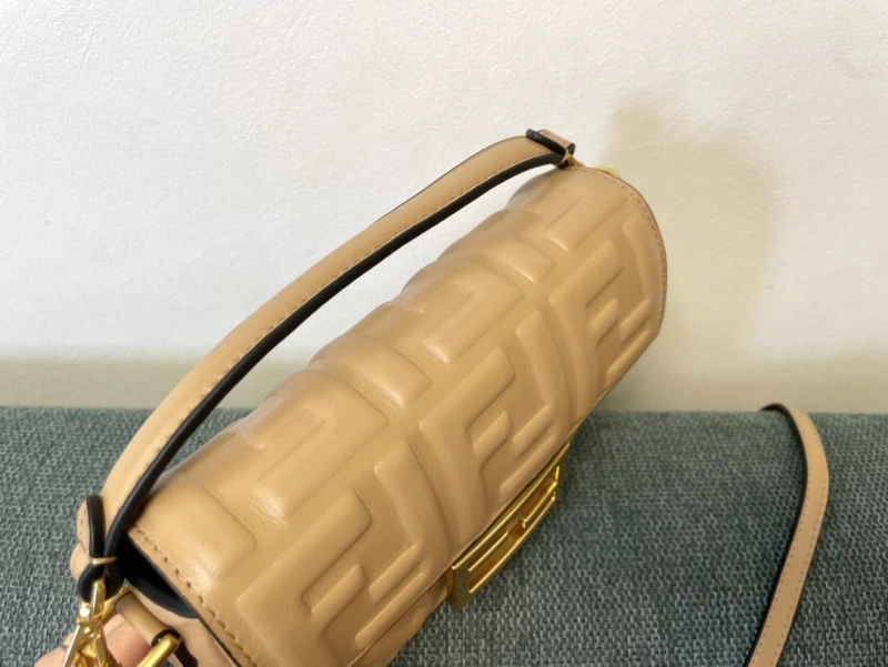Soft Fxndx Baguette Bags 69492