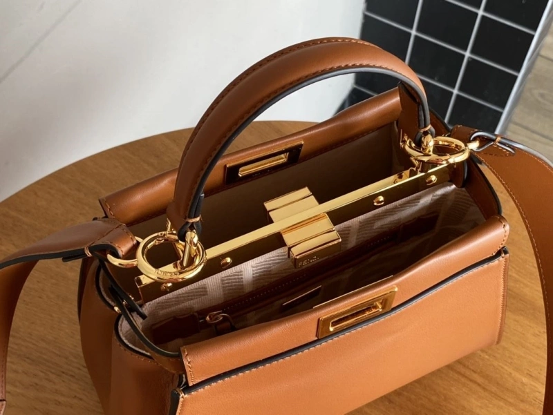 WellDesigned Fxndx Top Handle Bags 69148