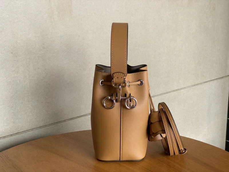 Trendsetting Fxndx Bucket Bags 69409