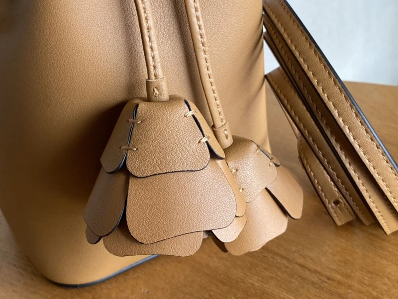 Trendsetting Fxndx Bucket Bags 69409