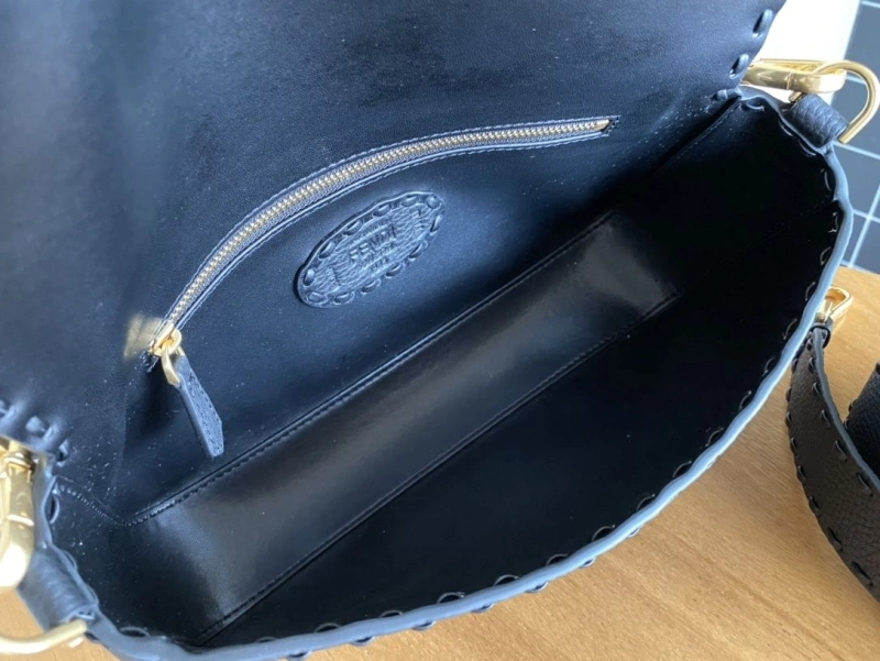 Cozy Fxndx Baguette Bags 69458