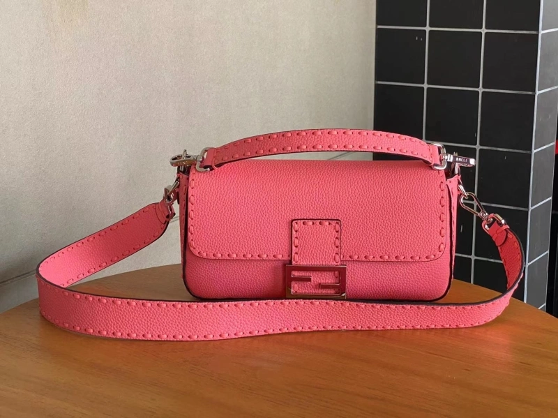 Resilient Fxndx Baguette Bags 69454