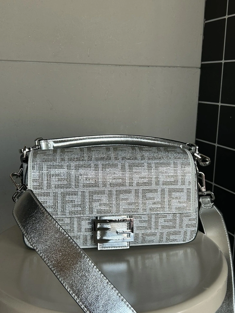 EyeCatching Fxndx Baguette Bags 69472