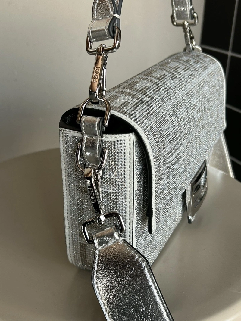 EyeCatching Fxndx Baguette Bags 69472