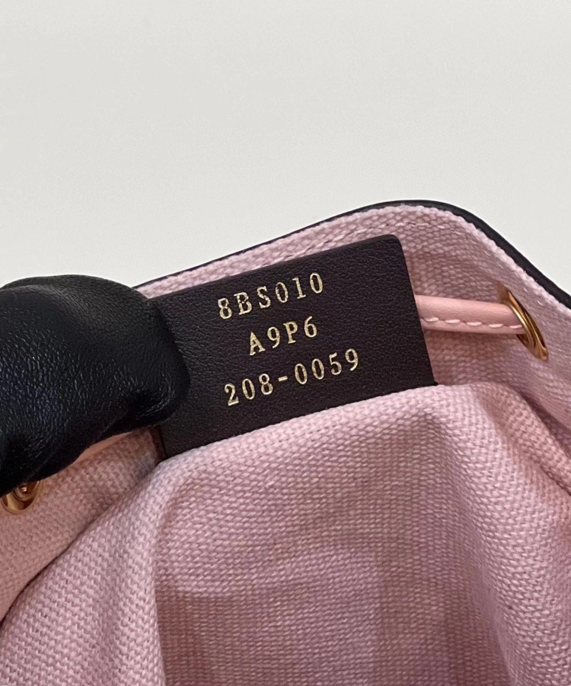 Compact Fxndx Bucket Bags 69369