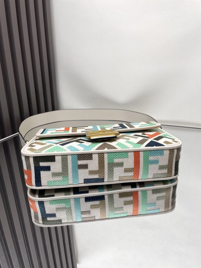 Resilient Fxndx Baguette Bags 69426