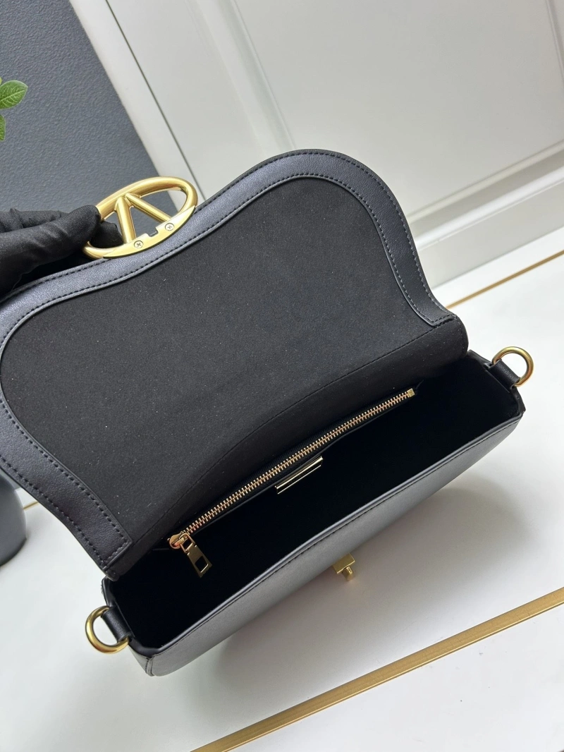 Affordable Vxlxntino Handle Bags 82828