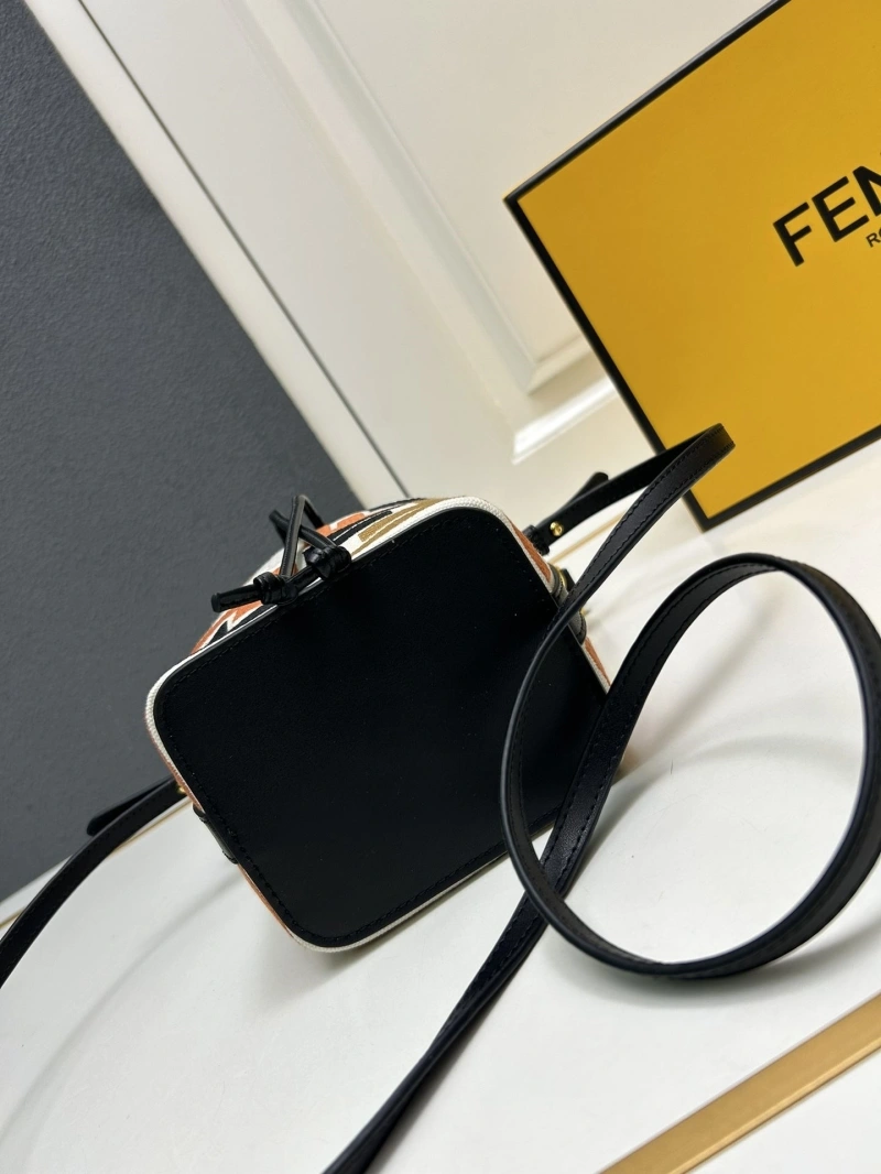 Bold Fxndx Bucket Bags 69899