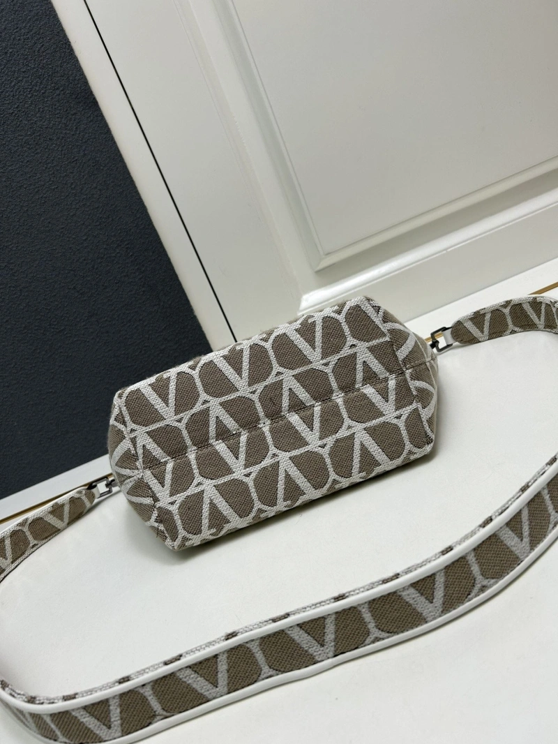 Affordable Vxlxntino Handle Bags 82774