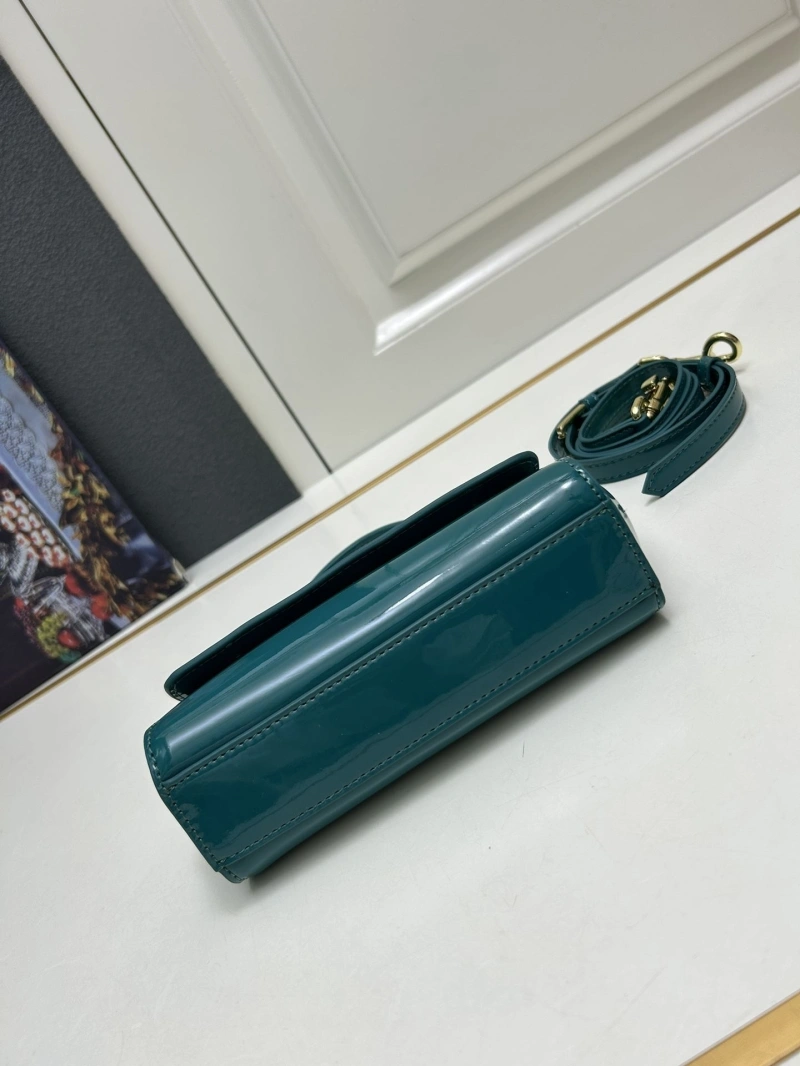 Stylish D&X Handle Bags 83516