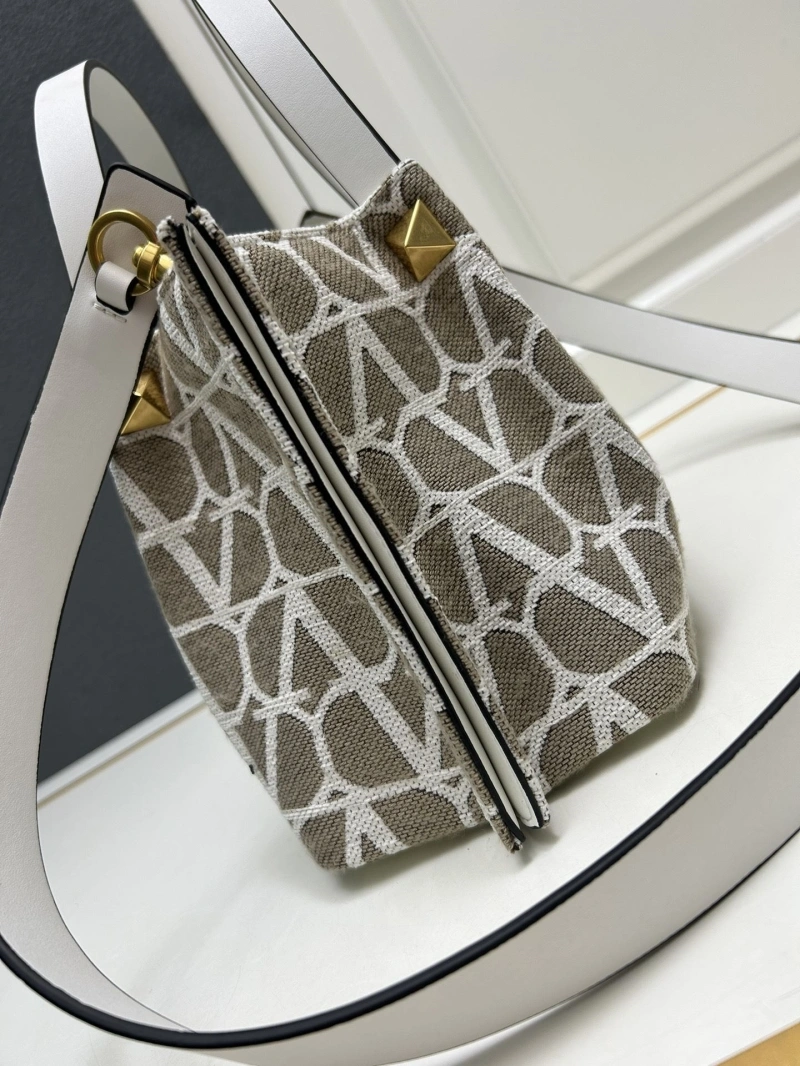 Flexible Vxlxntino Shopping Bags 82623