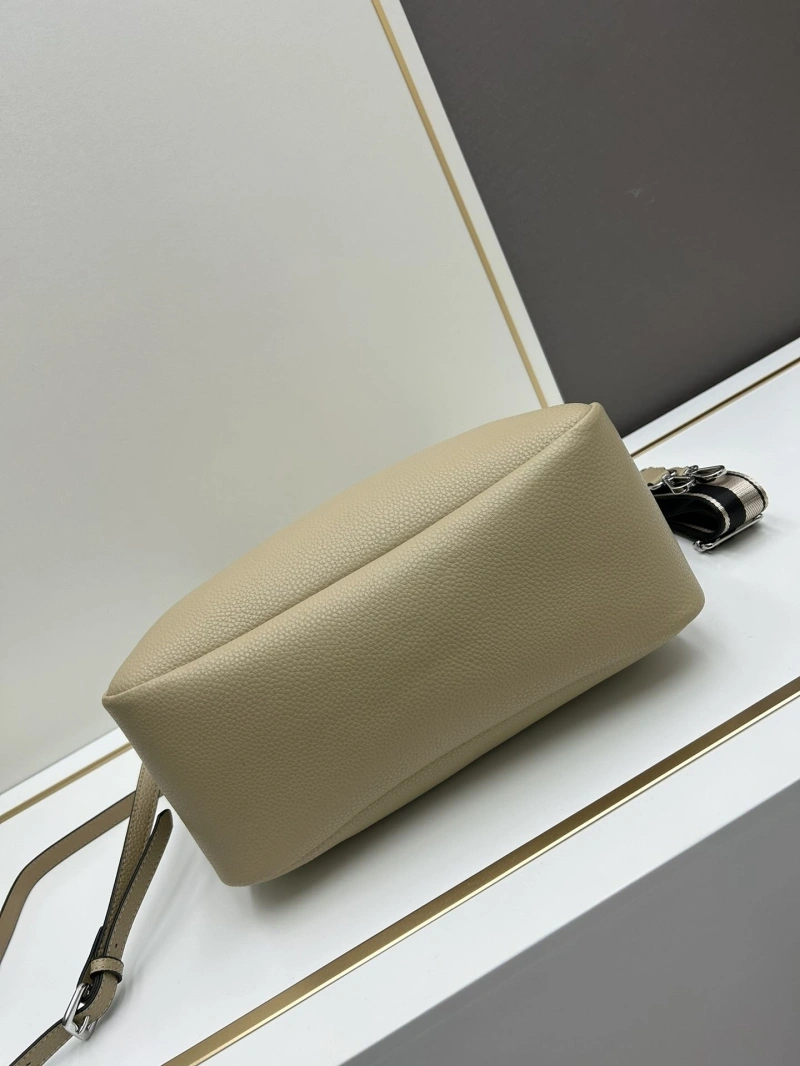 HighQuality Prxdx Top Handle Bags 57311