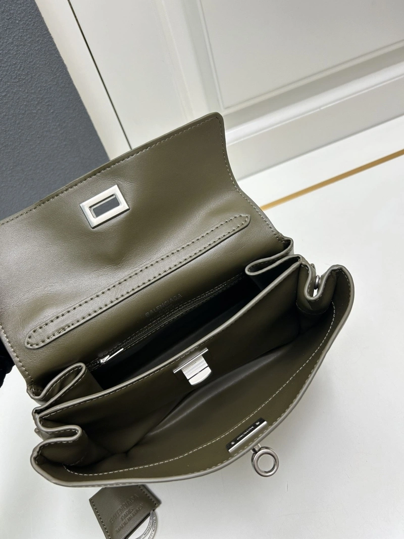 Resilient Bxlxnciaga Top Handle Bags 82546