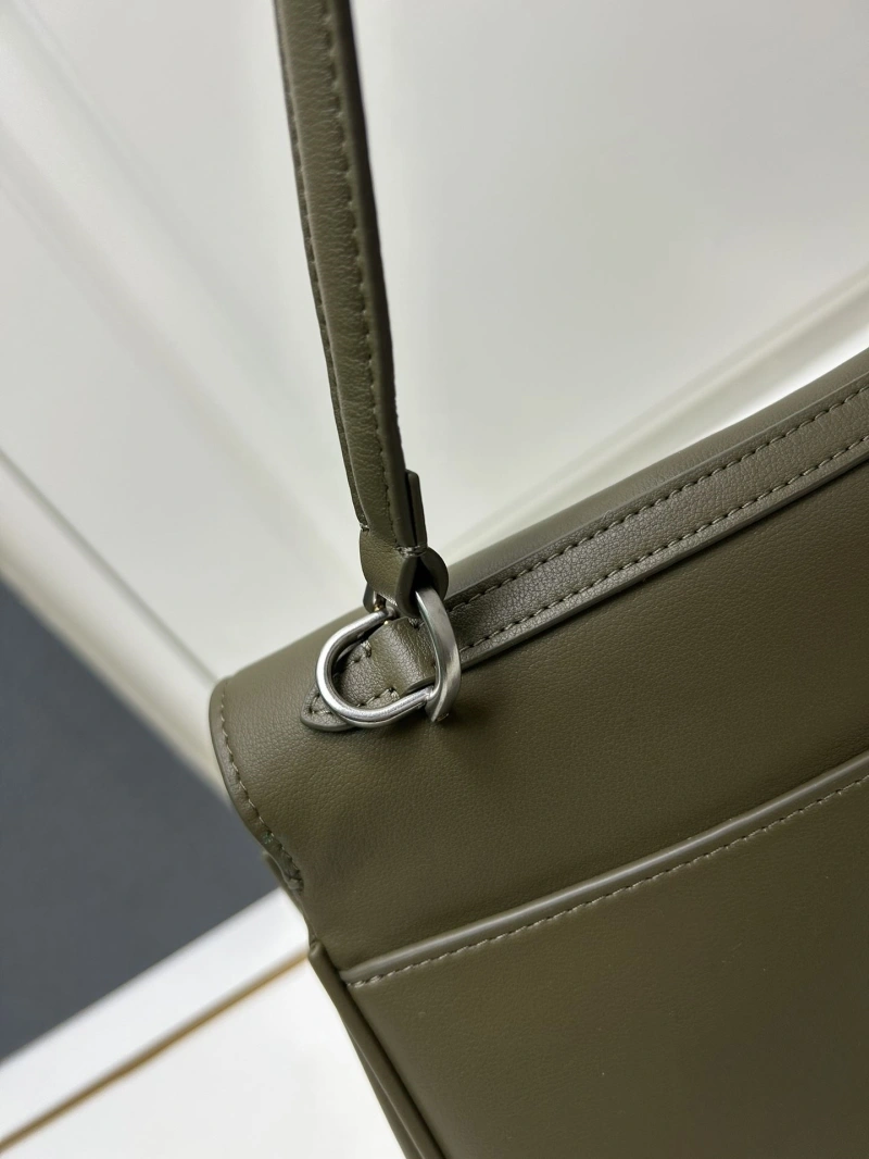 AllSeason D&X Handle Bags 83520