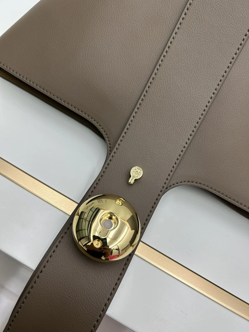 Refined Lxxwe Handle Bags 82445