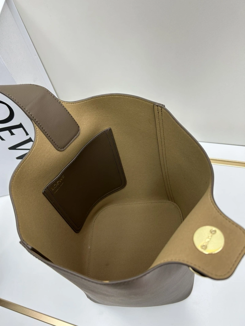 Refined Lxxwe Handle Bags 82445