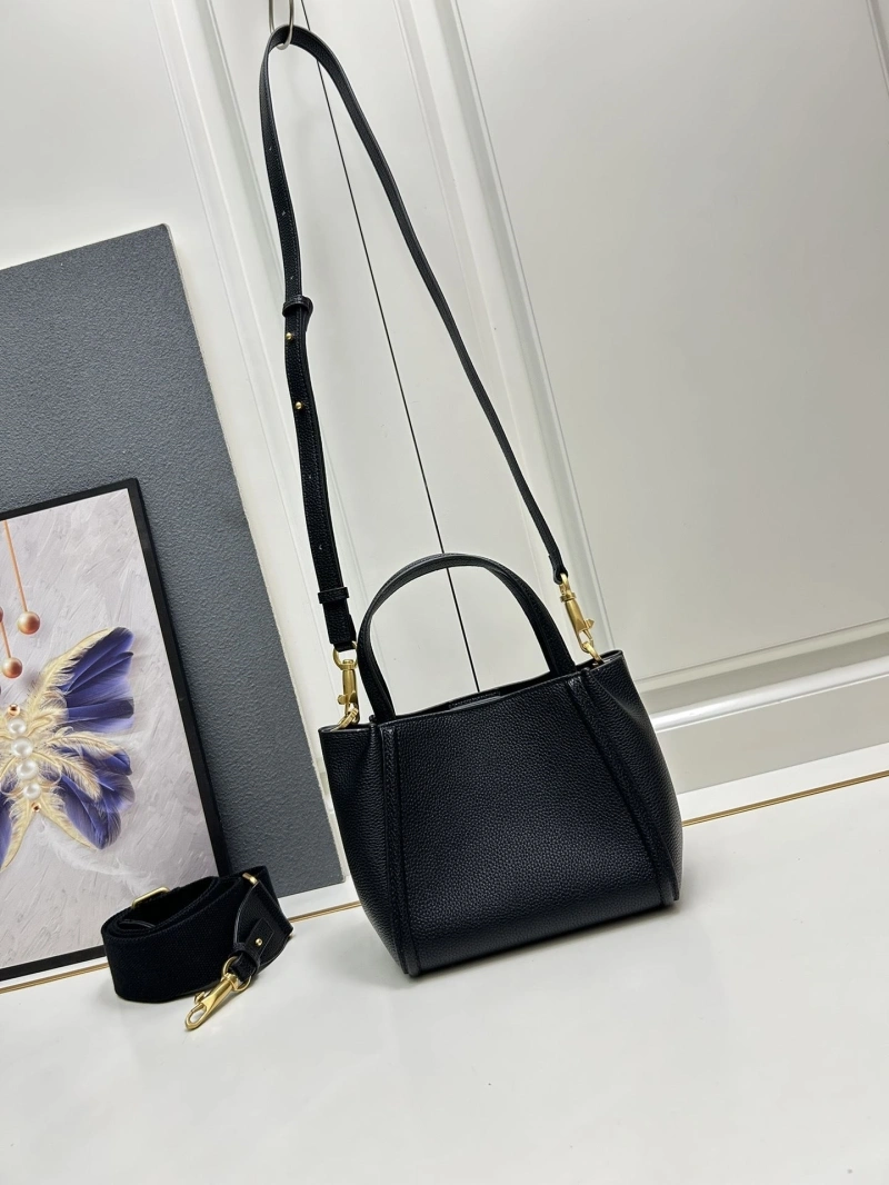 HighQuality Vxlxntino Handle Bags 82811