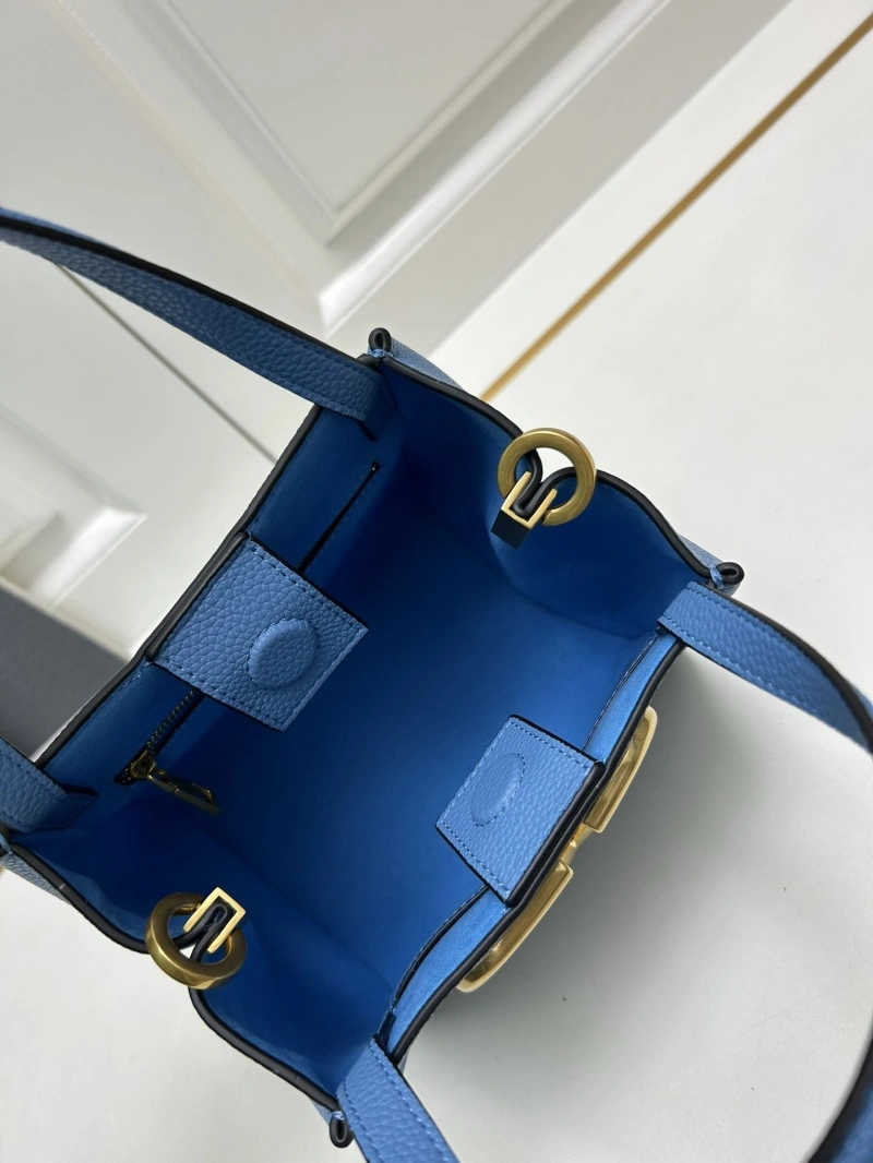 Cozy Vxlxntino Handle Bags 82785