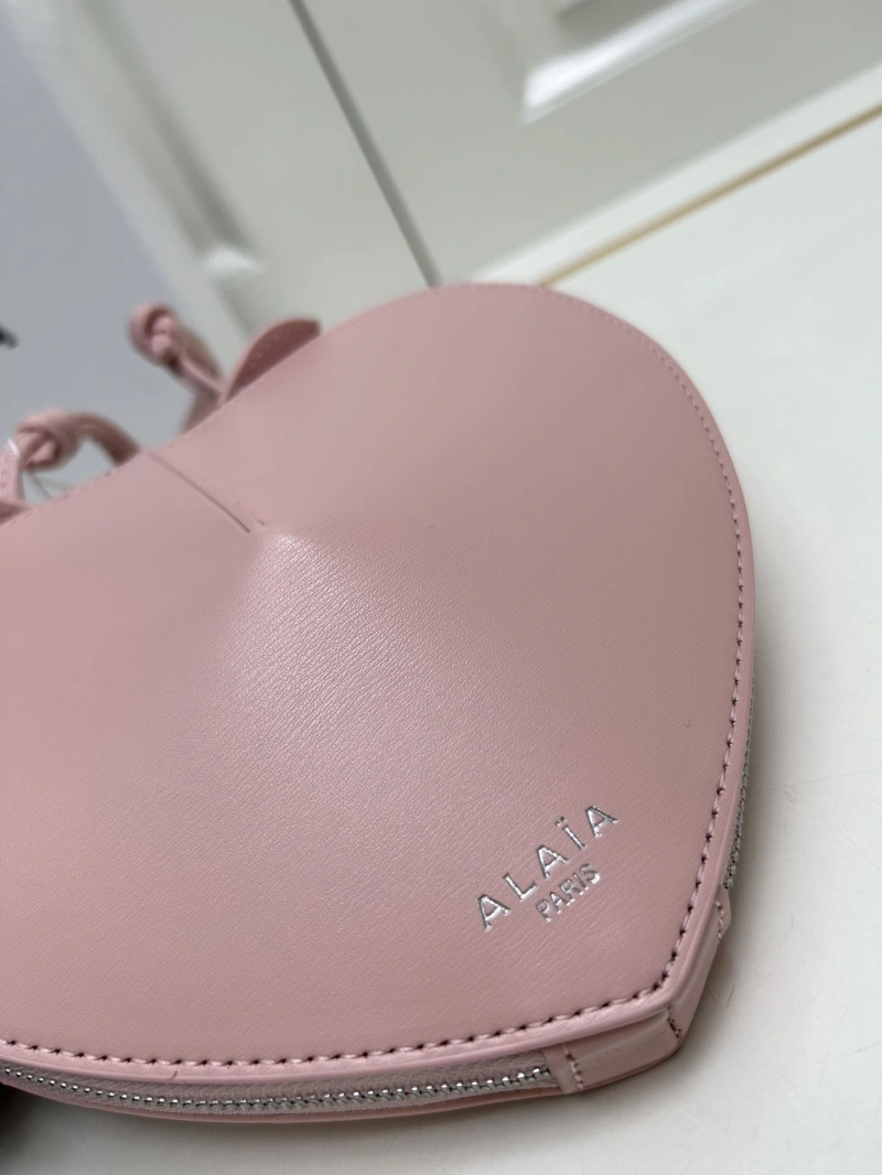 StreetReady Alxxa Round Bags 82388